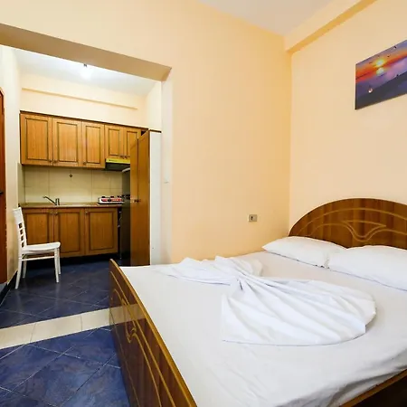 Mere Family House بيت ضيافة