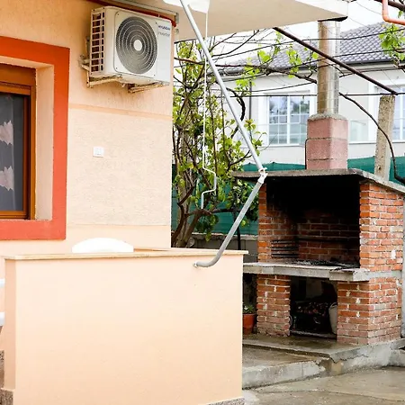 ゲストハウス Mere Family House Vlorë