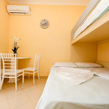 بيت ضيافة Mere Family House